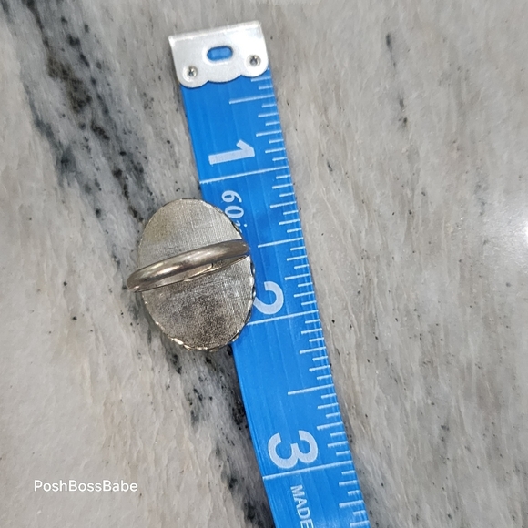 Vintage Adjustable Floral Ring – Hand-Painted Enamel Oval Setting - Picture 4 of 4